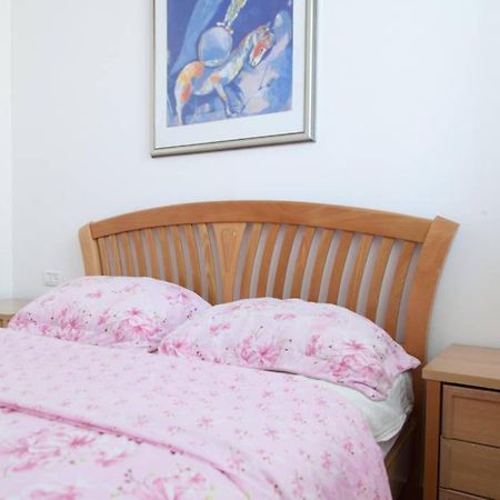 Alona'S Apartments Хайфа Экстерьер фото